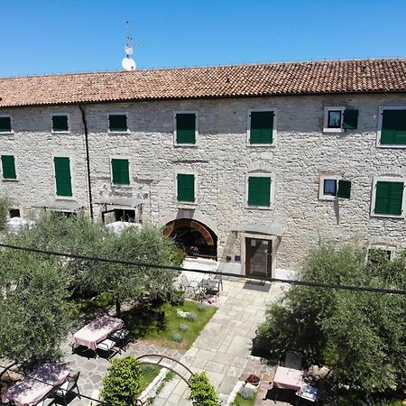 Casa Romantica La Parenzana Buje Esterno foto