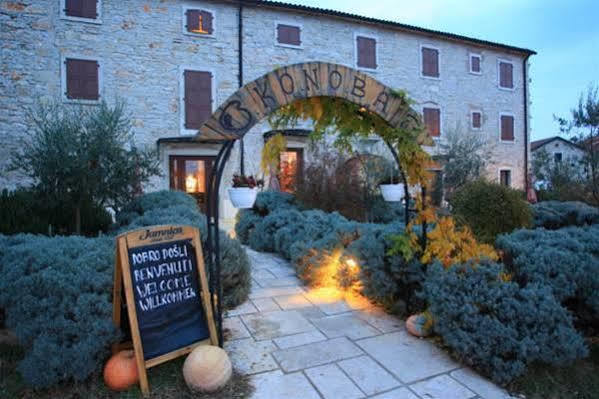 Casa Romantica La Parenzana Buje Esterno foto